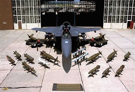 F-15 armament system