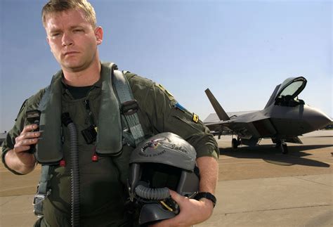 F-22 Raptor Pilots Training