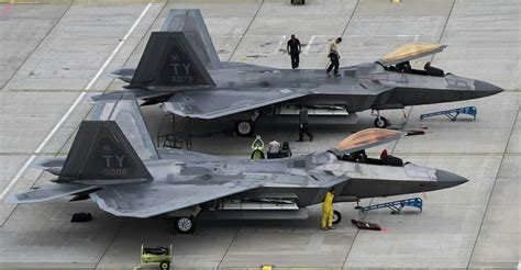 F-22 Raptor Size Comparison