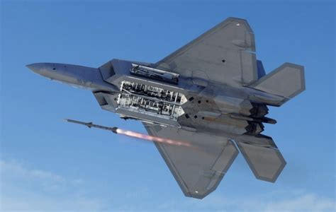 F-22 Raptor with Ruddy Greaves weapon