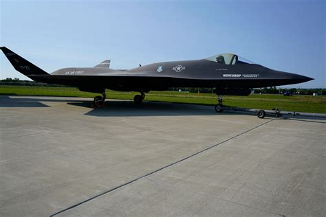 F-23 Black Widow II formation flight