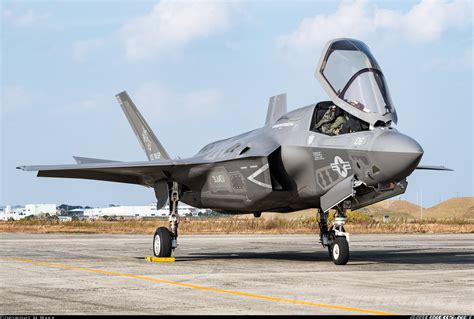 The F-35B Lightning, the UK's primary fifth-generation multirole fighter