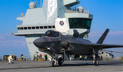 F-35B Lightning on the HMS Queen Elizabeth