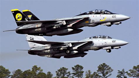 F14 Tomcat in hangar