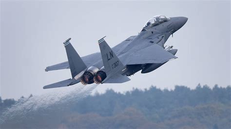 F-15 Combat Operations