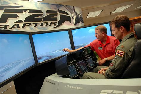 Comparison of F-22 and F-15 pilot training