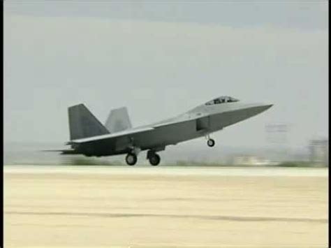 F-22 Raptor landing