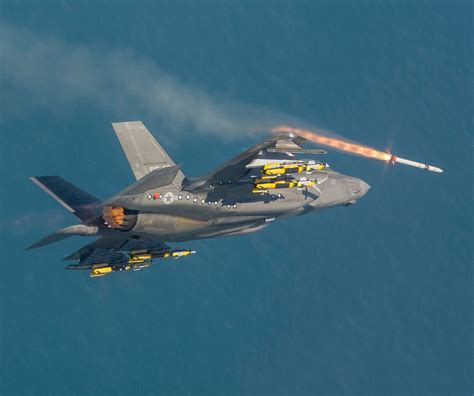 F-35 Lightning Networking