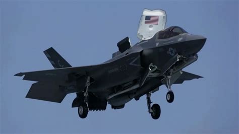 F-35B Lightning II landing vertically