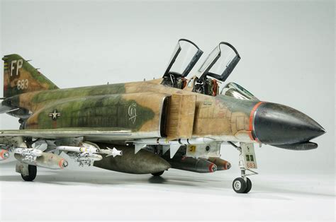 F4 Phantom model with a pilot figure