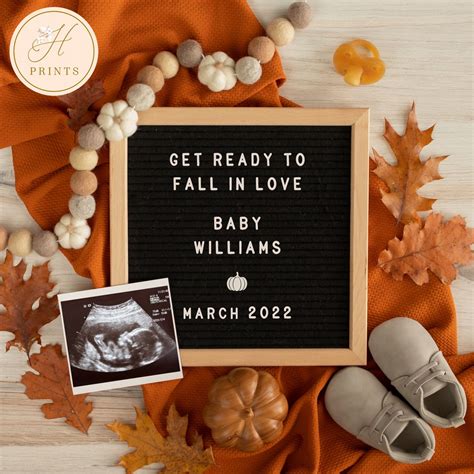 Fall-themed pregnancy announcement