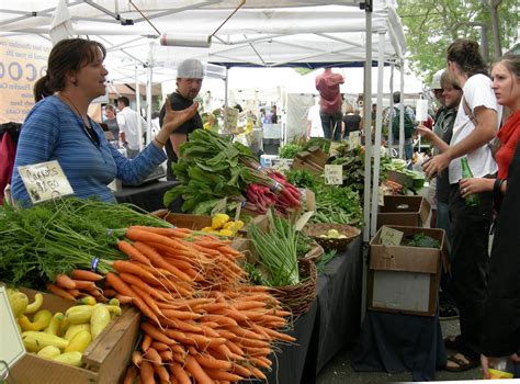 Farmers' Market