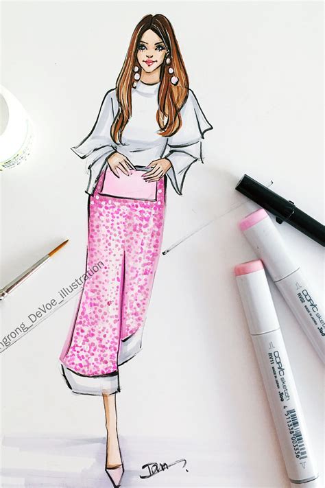 Fashion Sketching