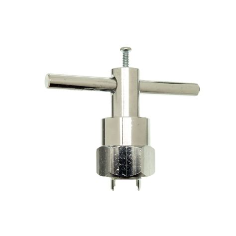 Faucet mount puller