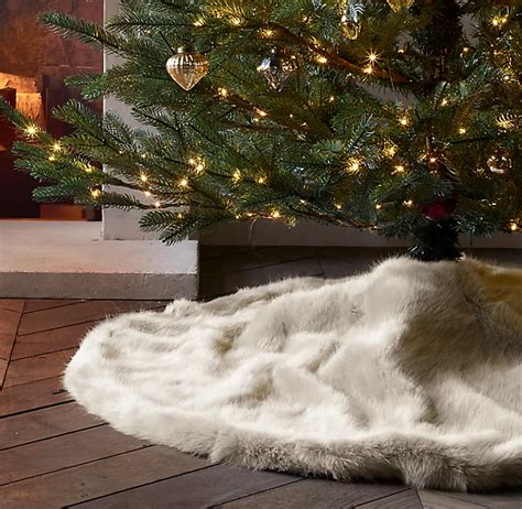 Faux Fur Tree Skirt