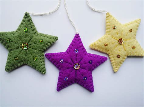 Simple Felt Star Ornament Pattern