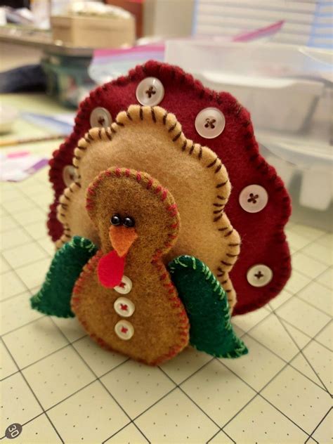 A felt turkey template