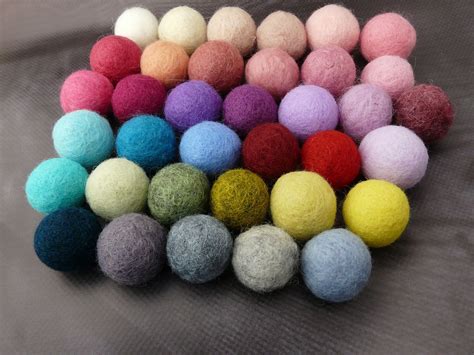 Felted balls with different colors and patterns