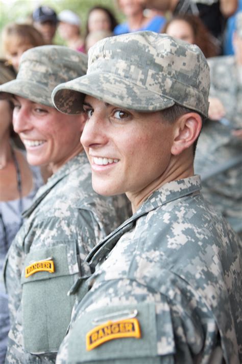 Female Army Combat Soldiers