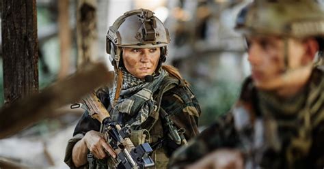 Female Navy SEALs in combat