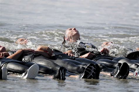 Female Navy SEALs in Diving Training