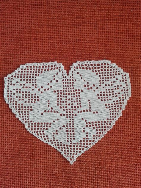 filet crochet heart