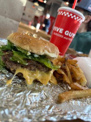 Five Guys Sutton Massachusetts Interior