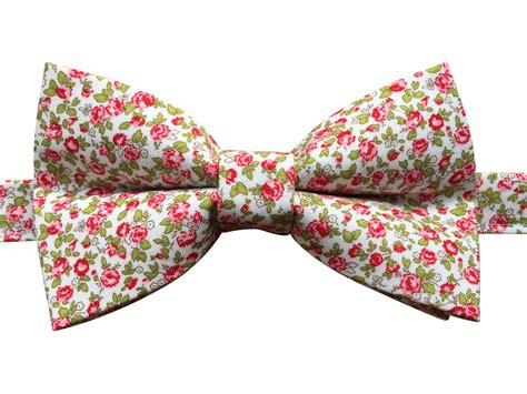 Floral bow tie pattern