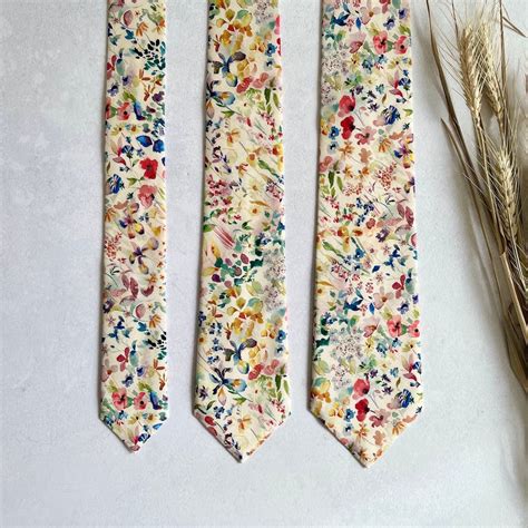 Floral Necktie Template