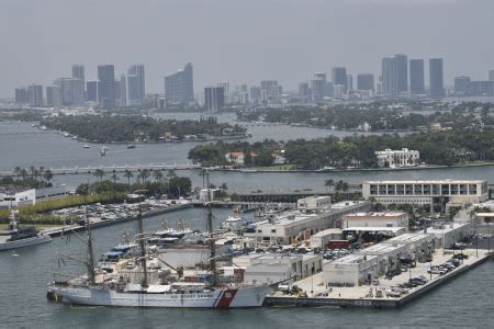 Florida Coast Guard Bases