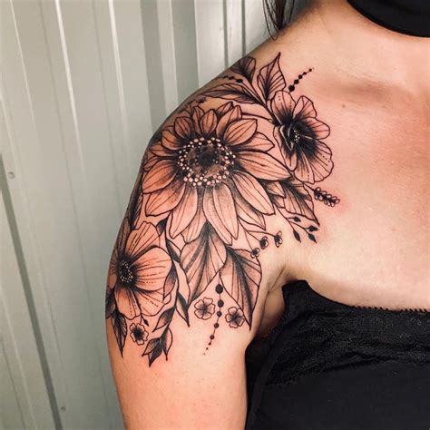 Flowers shoulder tattoos for women