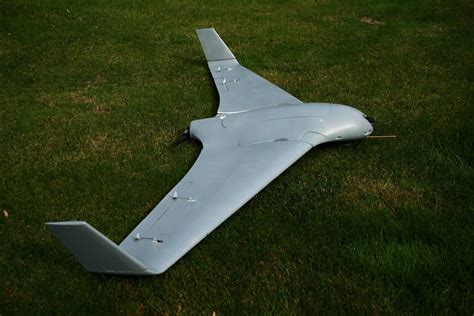 Flying wing drone design