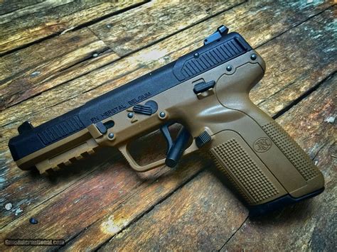 FN 5.7 Gallery 7