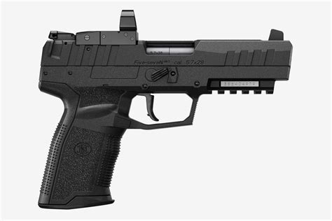 FN Five-seven ergonomic design