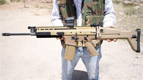 FN SCAR 16