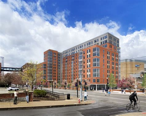 A vibrant street scene on Forbes Avenue