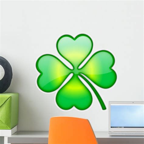 Four-leaf clover mural for kids