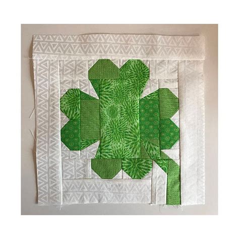 Four leaf clover quilting patterns and designs