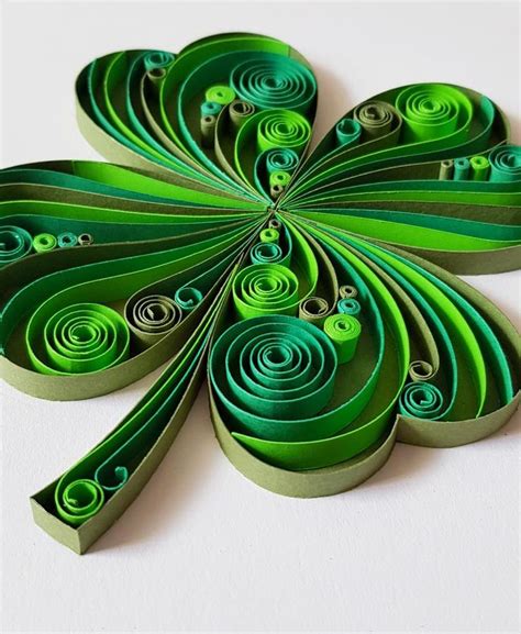 Four-leaf clover wall art