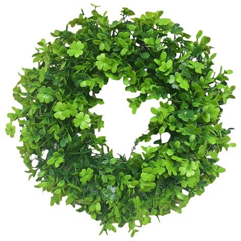 Four leaf clover wreath tutorial