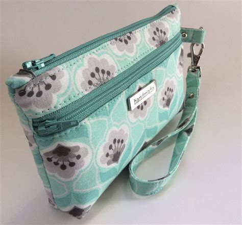 Free Wristlet Bag Pattern