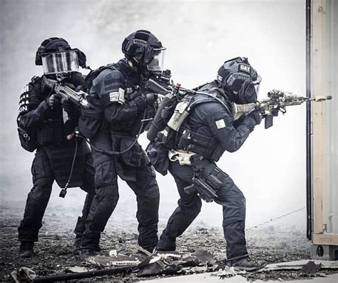 French GIGN soldiers in action