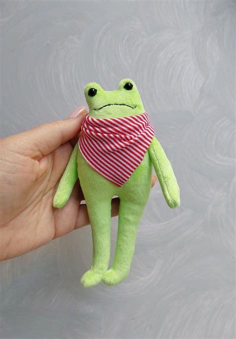 Frog plush tutorial