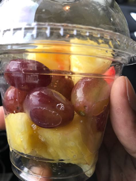 Calorie content of a fruit cup