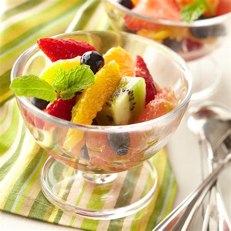 Fruit cup presentation ideas and styles