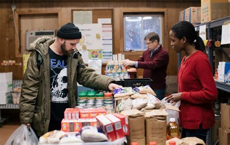 Full-time students receiving food stamps