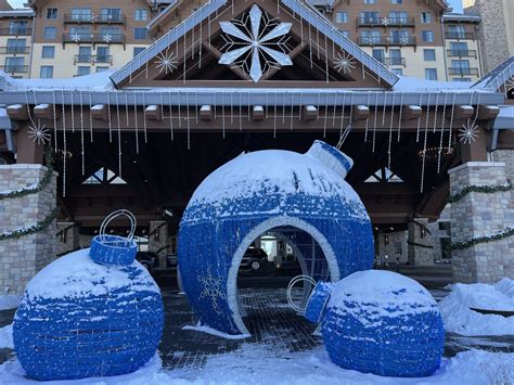 Gaylord Rockies Winter Wonderland