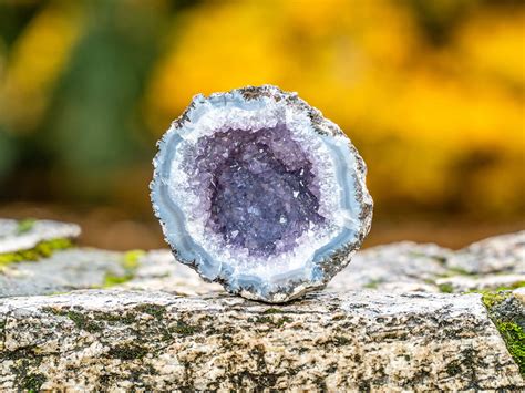 Geode minerals and their characteristics