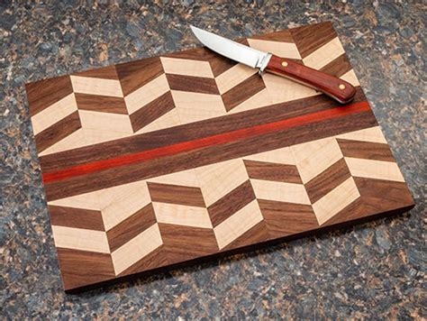 Geometric pattern cutting board template