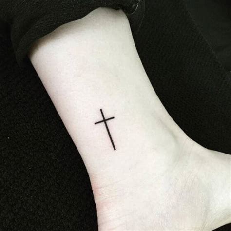 Getting a simple cross tattoo